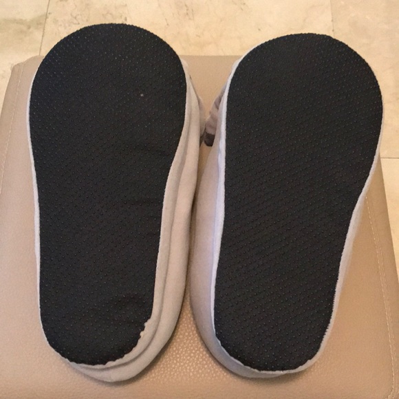 NWOT The Big Bang Theory Soft Kitty Slippers - Picture 4 of 6